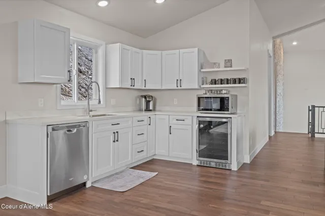 $2,350,000 | 551 Patriots Dr Street, St. Maries, ID 83861