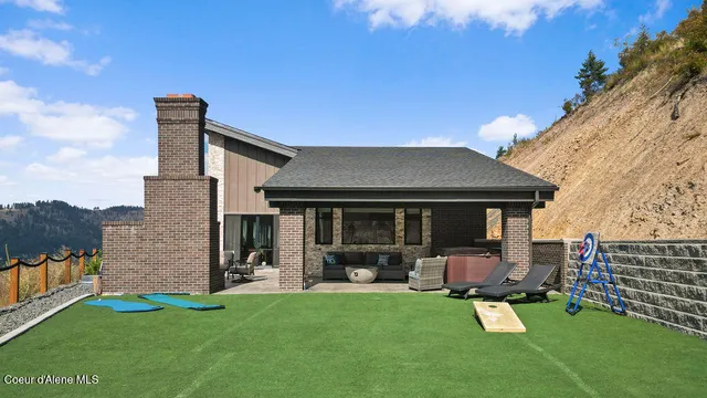 $2,350,000 | 551 Patriots Dr Street, St. Maries, ID 83861