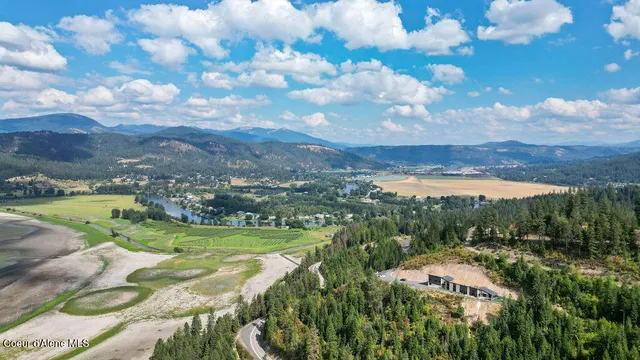 $2,350,000 | 551 Patriots Dr Street, St. Maries, ID 83861