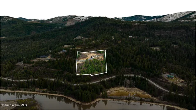 $2,350,000 | 551 Patriots Dr Street, St. Maries, ID 83861