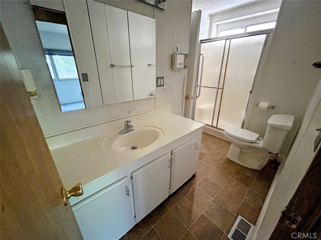 28205 El Toro Road Lake Elsinore, CA 92532 - Photo 18 of 34