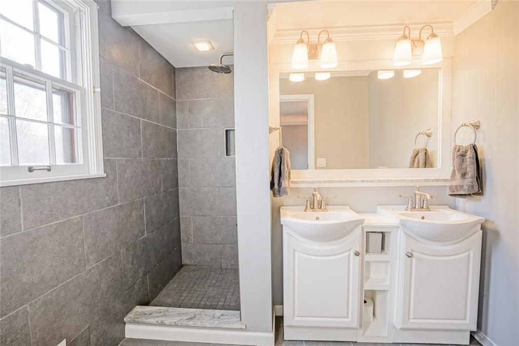 6539 Finchley Road Indianapolis, IN 46250 - Photo 31 of 47 Gallery Image 31