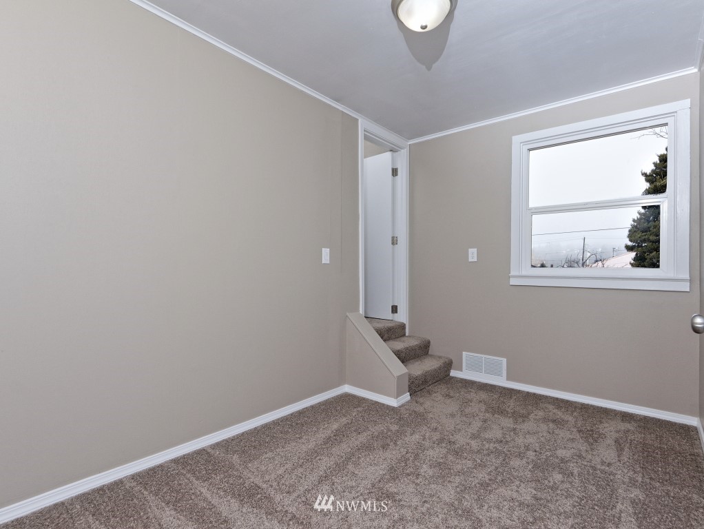 201 Conger Street Aberdeen, WA 98520 - Photo 11 of 23