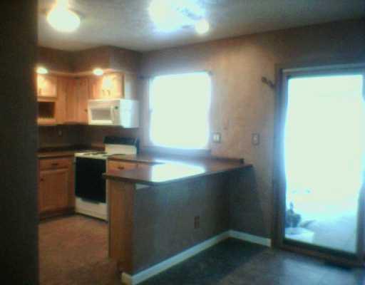 132 Stucky Road Renfrew, PA 16053 - Photo 5 of 8 Kitchen.