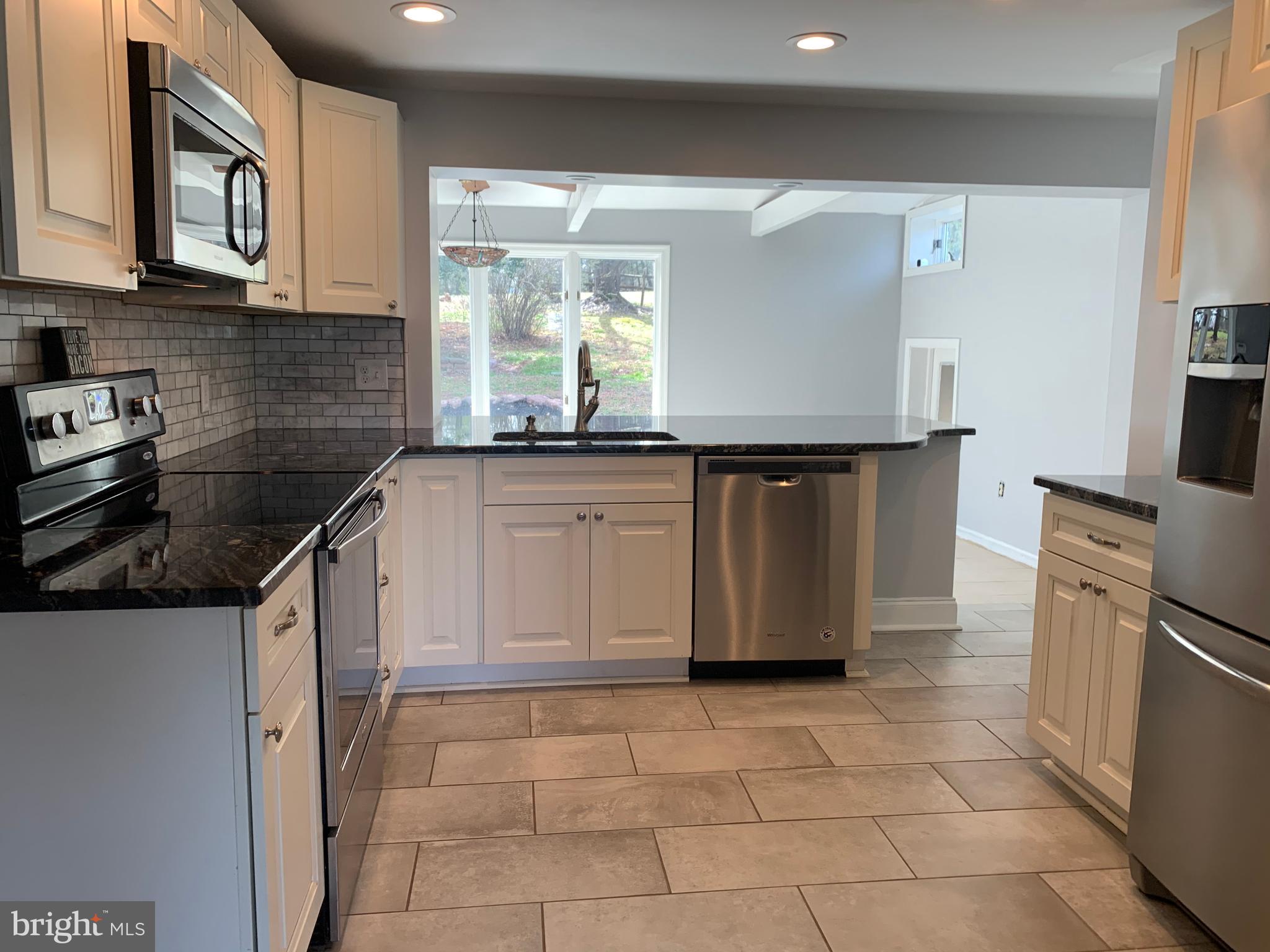 20 Keen Road Spring City, PA 19475 - Photo 2 of 25