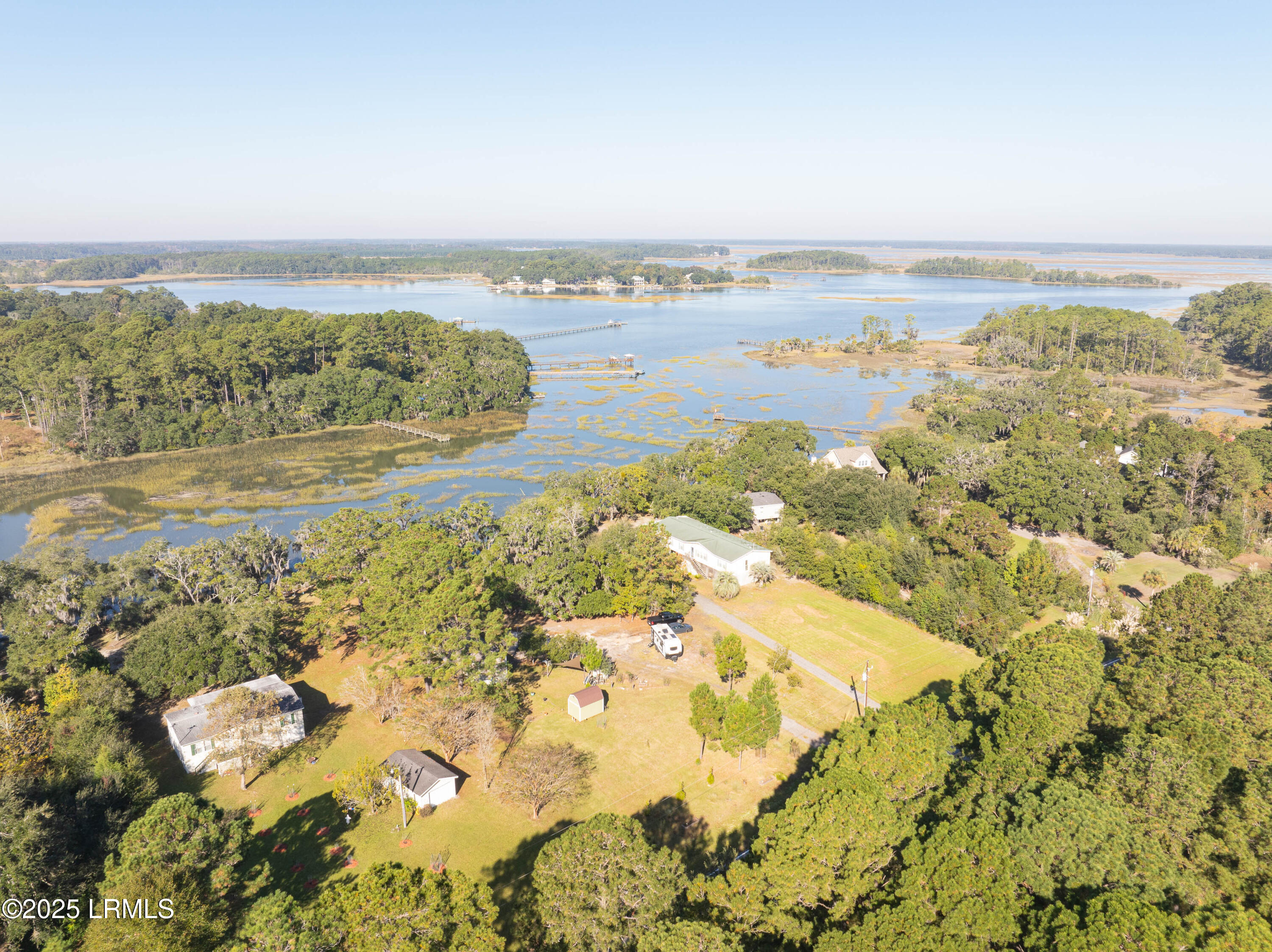 351 Brickyard Point Road North Beaufort, SC 29907 - Photo 4 of 36 351 Brickyard Pt N-3