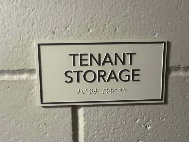 $2,150 | 3150 Excelsior Boulevard, Unit 211, Minneapolis, MN 55416