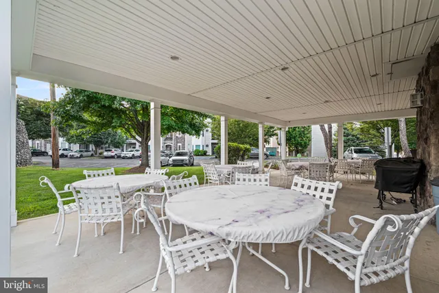 a view of empty room with windows