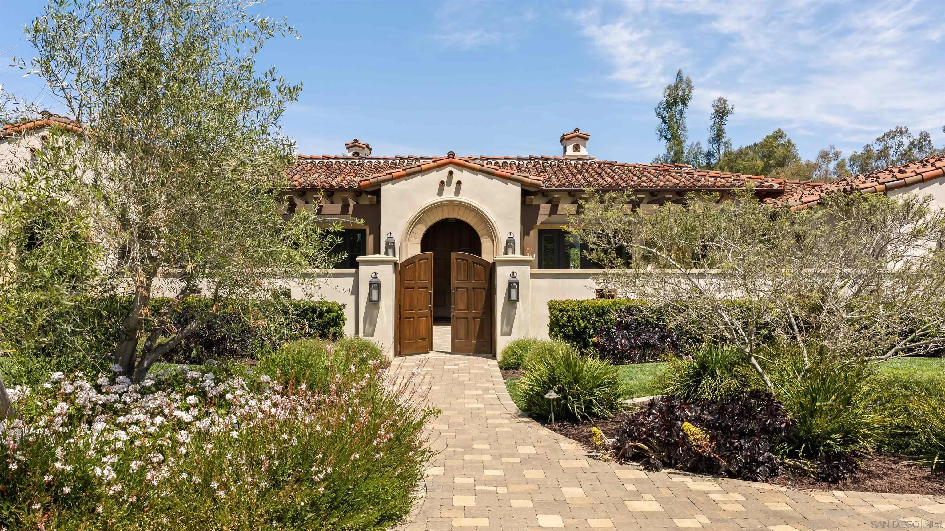 6336 El Sicomoro Rancho Santa Fe, CA 92067 - Photo 3 of 57