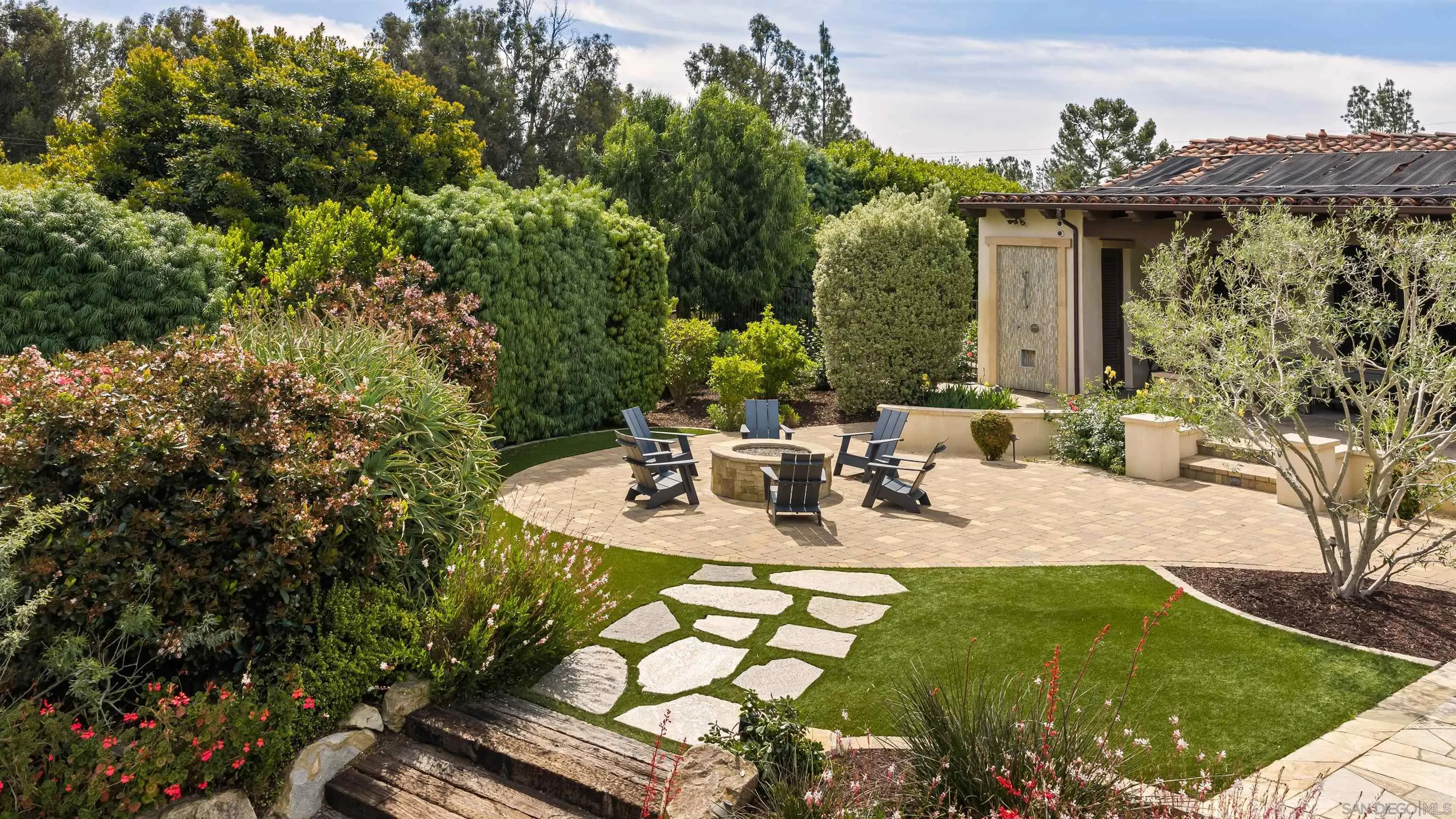 6336 El Sicomoro Rancho Santa Fe, CA 92067 - Photo 7 of 57