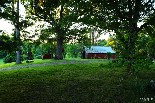 $1,175,000 | 291 Highway O Poplar Bluff, Williamsville, MO 63967