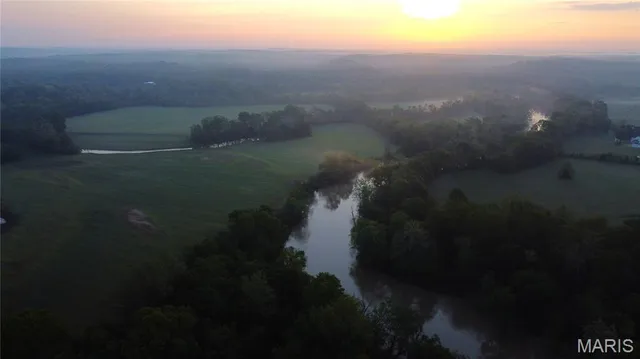 $1,175,000 | 291 Highway O Poplar Bluff, Williamsville, MO 63967