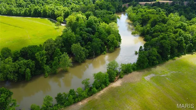 $1,175,000 | 291 Highway O Poplar Bluff, Williamsville, MO 63967