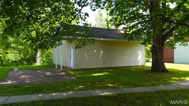 $1,175,000 | 291 Highway O Poplar Bluff, Williamsville, MO 63967