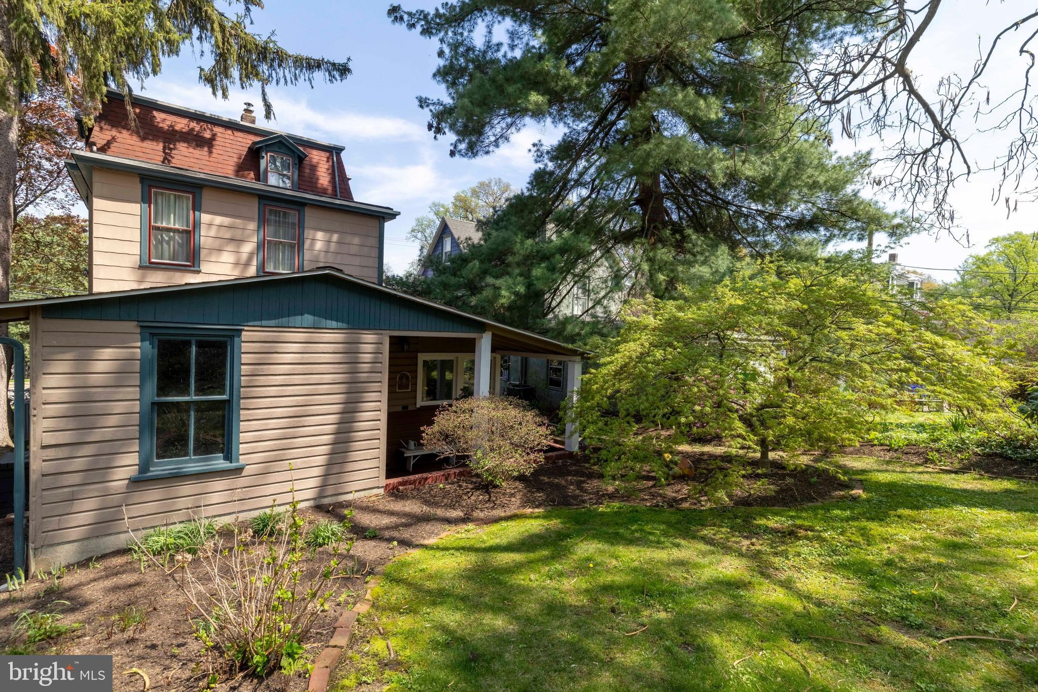 1268 Ashbourne Road Elkins Park, PA 19027 - Photo 36 of 46 a view of backyard of house