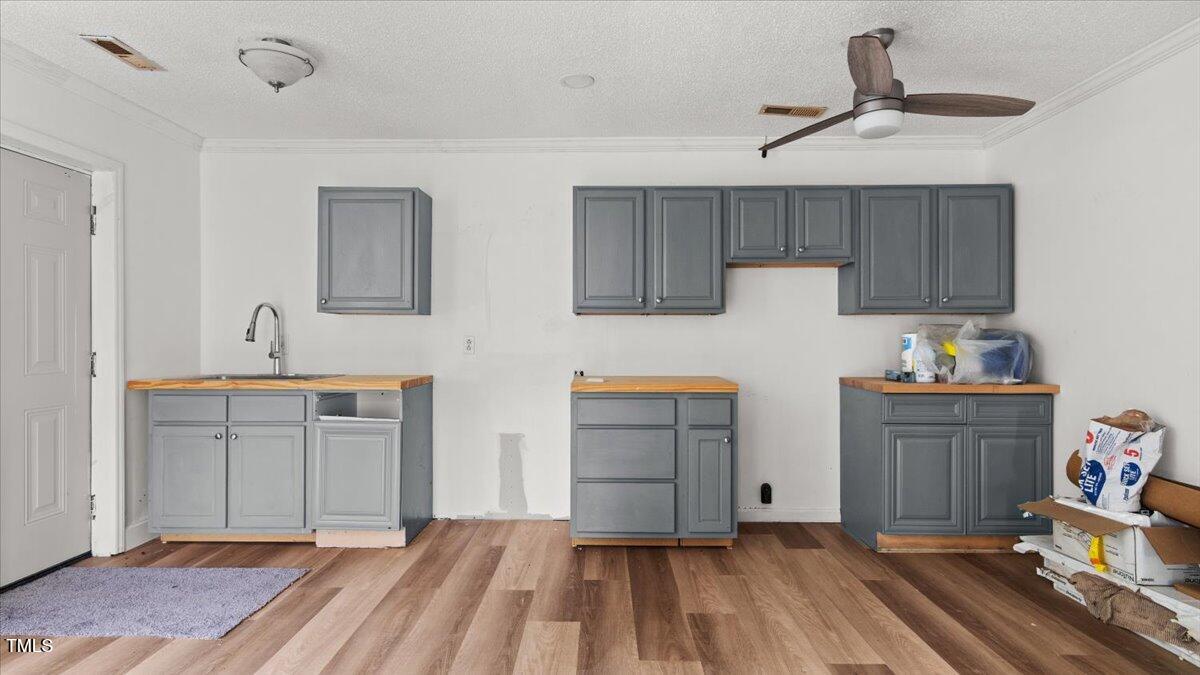 2396 Spring Valley Road Henderson, NC 27537 - Photo 5 of 33 25-spring valleyrd finished-23