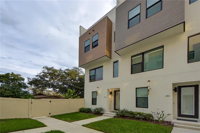 $644,900 | 323 15th Street North, St. Petersburg, FL 33705