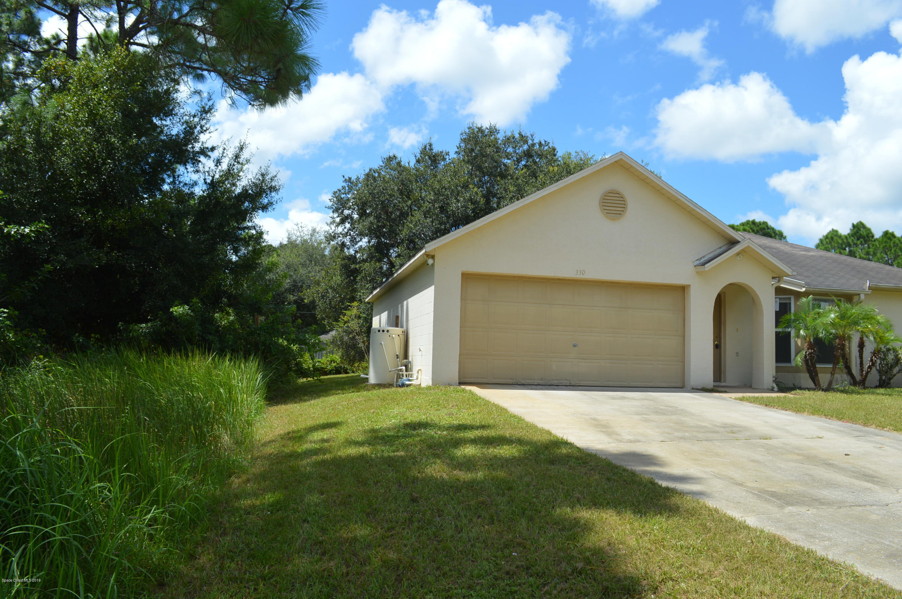 330 Wendover Road Southwest Palm Bay, FL 32908 - Photo 2 of 13 2