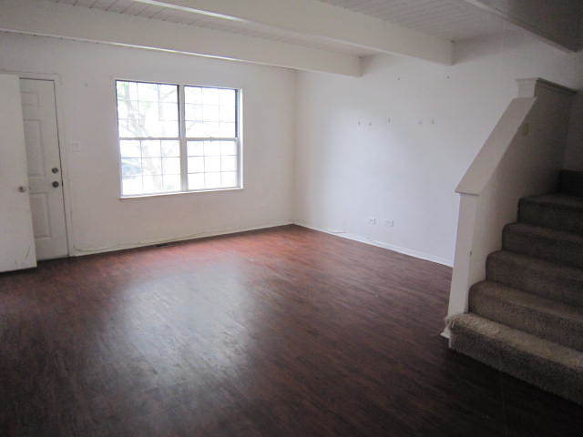 2037 Countryside Lane Round Lake Beach, IL 60073 - Photo 9 of 11