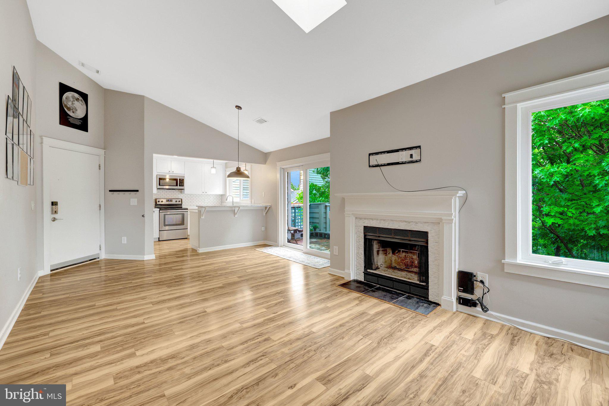 1504 Summerchase Court Reston, VA 20194 - Photo 13 of 42