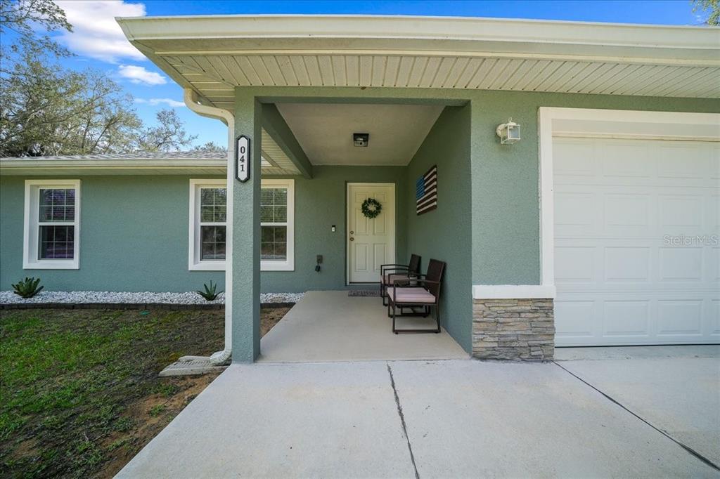 41 Fisher Way Run Road Ocklawaha, FL 32179 - Photo 2 of 39