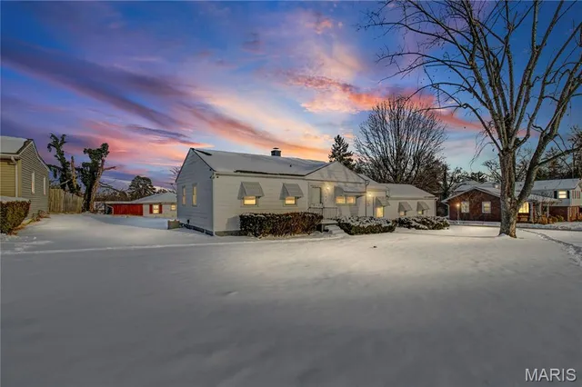 $219,000 | 202 Sunshine Drive, Festus, MO 63028