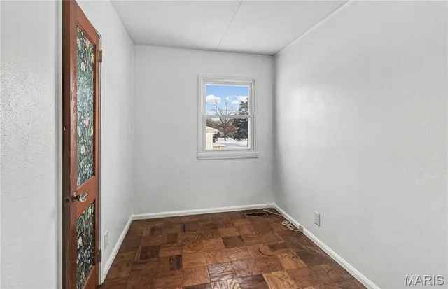 $219,000 | 202 Sunshine Drive, Festus, MO 63028