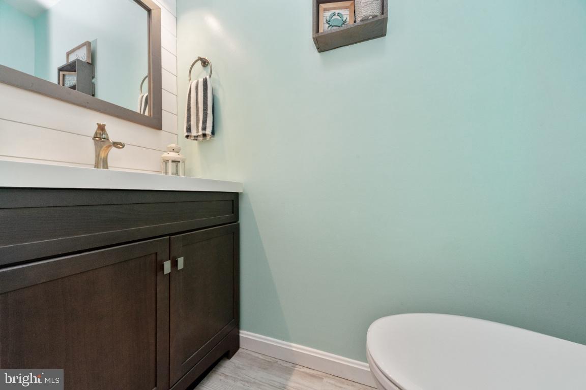 8117 Timberbrooke Road Baltimore, MD 21237 - Photo 14 of 35 Convenient first-floor powder room
