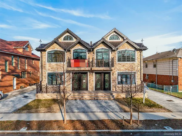 $1,958,000 | 71-39 166th Street | Hillcrest