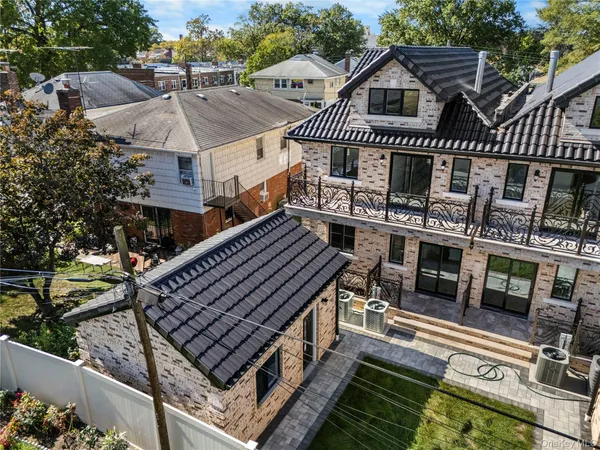 $1,958,000 | 71-39 166th Street | Hillcrest