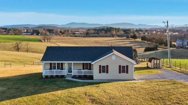 $375,000 | 311 Swisher Road, Staunton, VA 24401