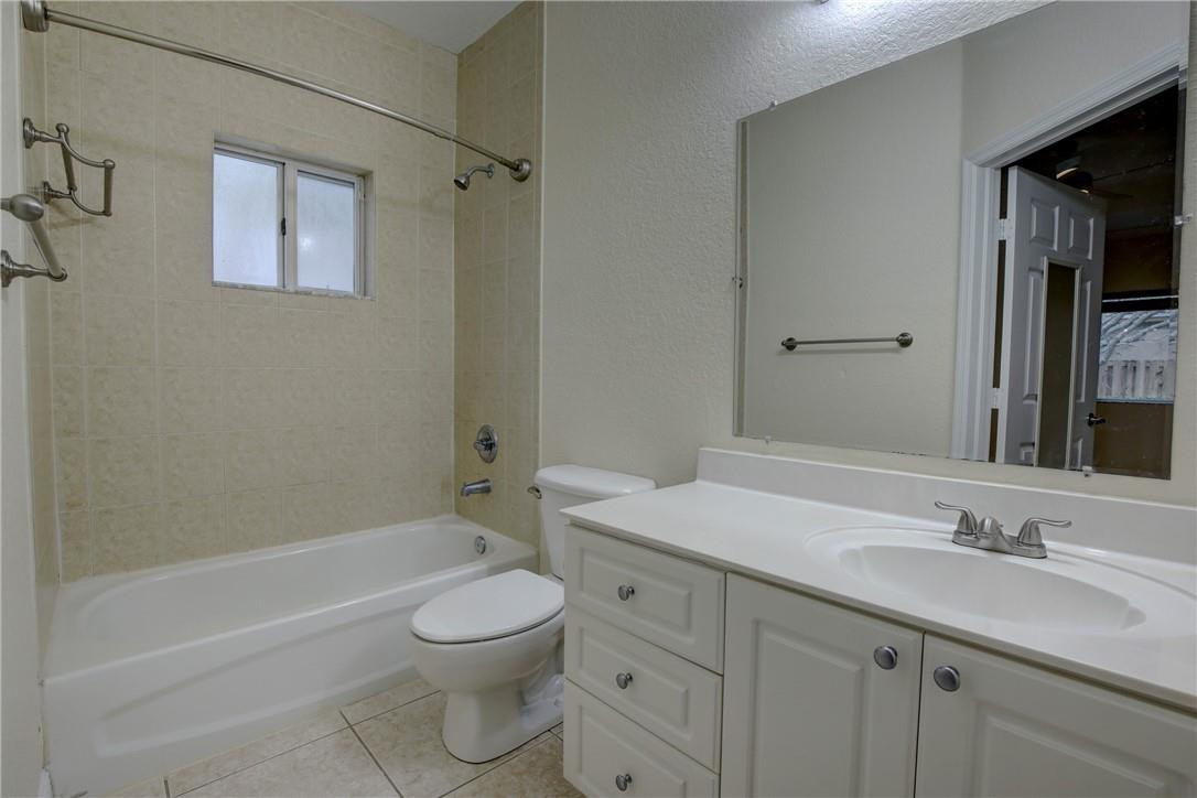 202 Southwest 15th Place Homestead, FL 33030 - Photo 12 of 29 Photo 12