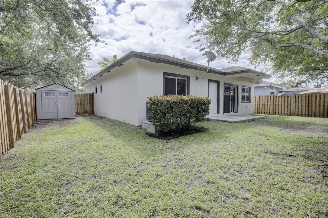 202 Southwest 15th Place Homestead, FL 33030 - Photo 25 of 29 Photo 25