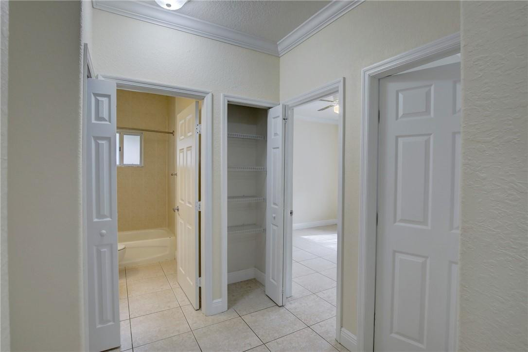 202 Southwest 15th Place Homestead, FL 33030 - Photo 6 of 29 Photo 6