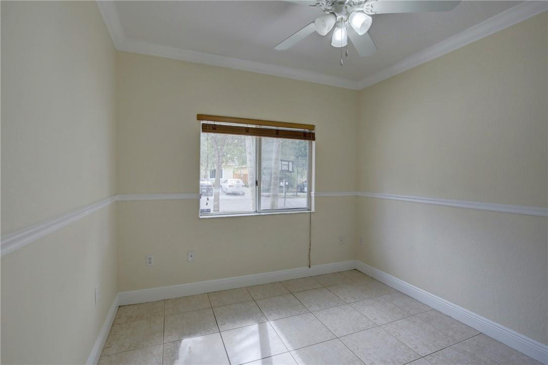 202 Southwest 15th Place Homestead, FL 33030 - Photo 7 of 29 Photo 7