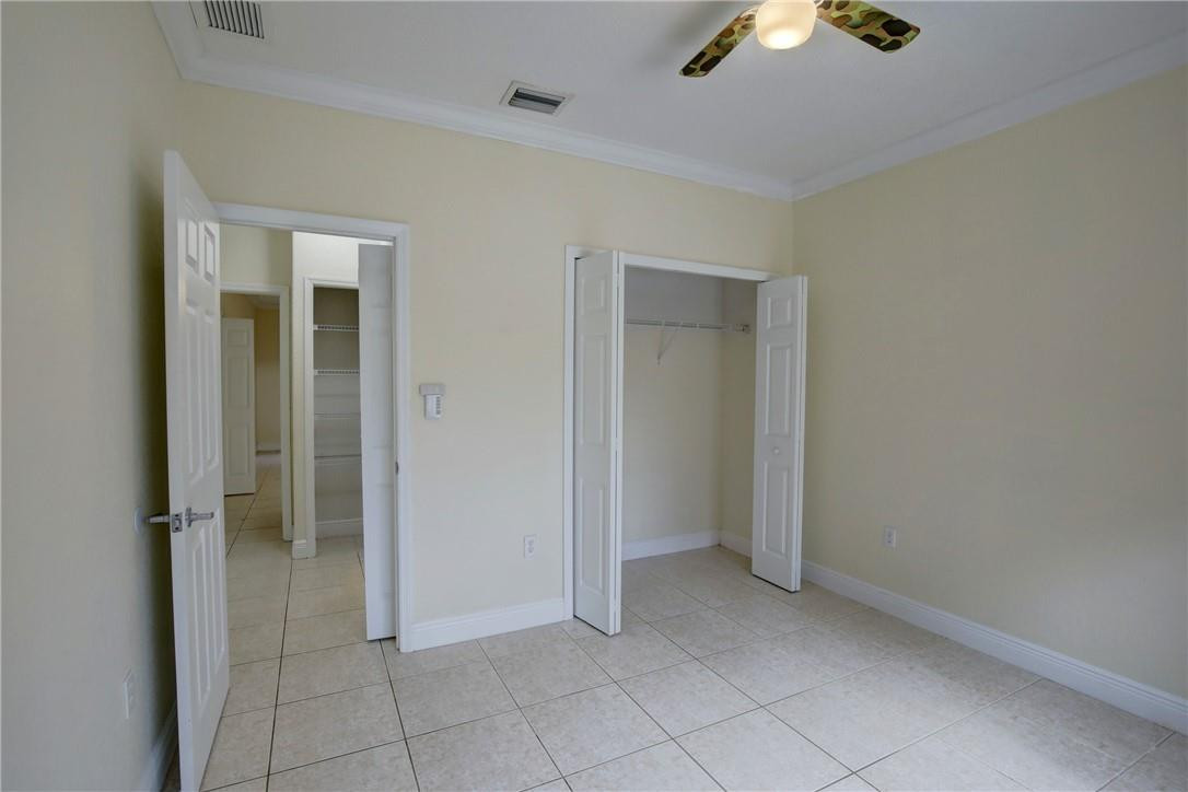 202 Southwest 15th Place Homestead, FL 33030 - Photo 10 of 29 Photo 10