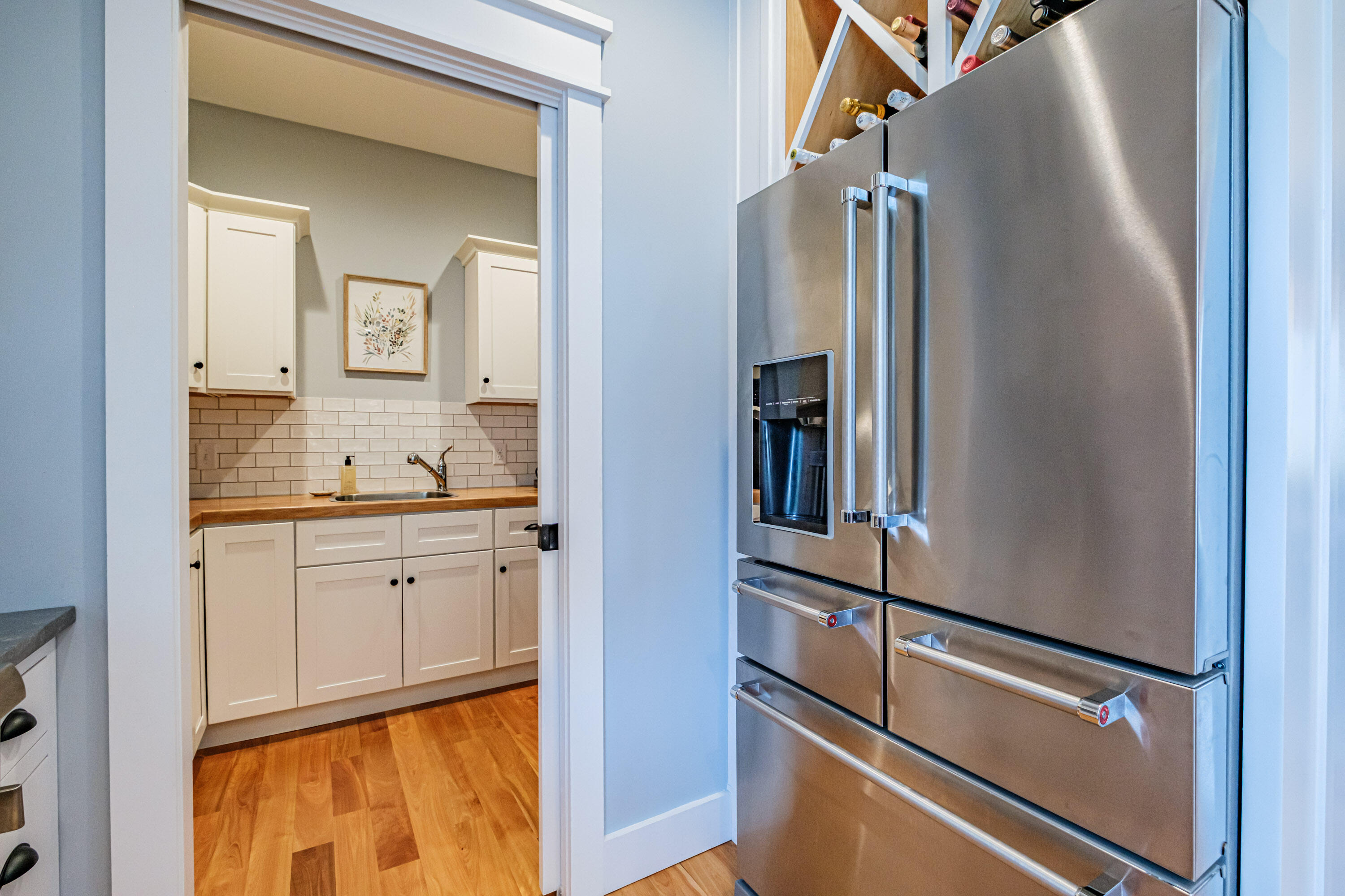 583 North Road Yarmouth, ME 04096 - Photo 23 of 165 pantry w/ sink