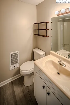 $210,000 | 1005 Beech Mountain Parkway, Unit 207, Beech Mountain, NC 28604
