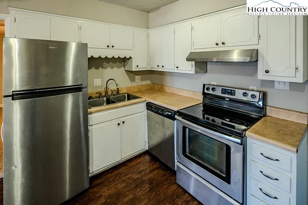 $210,000 | 1005 Beech Mountain Parkway, Unit 207, Beech Mountain, NC 28604