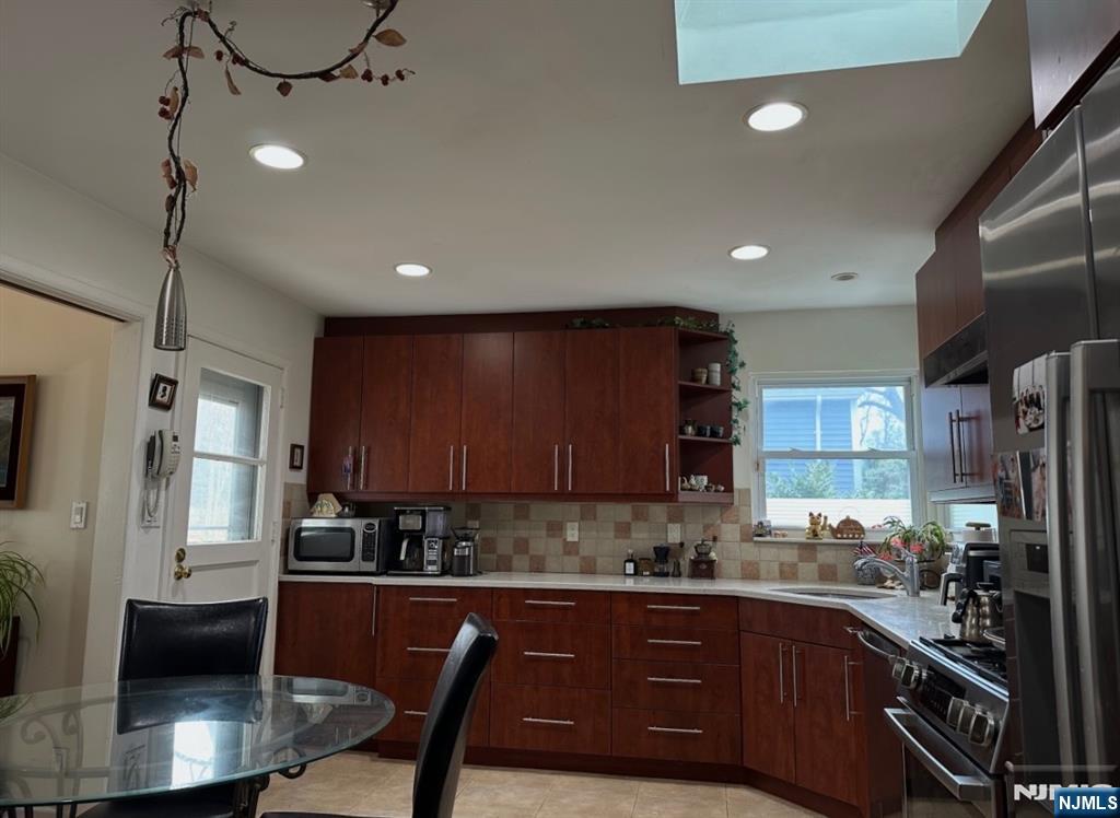986 Wildwood Road Oradell, NJ 07649 - Photo 4 of 14