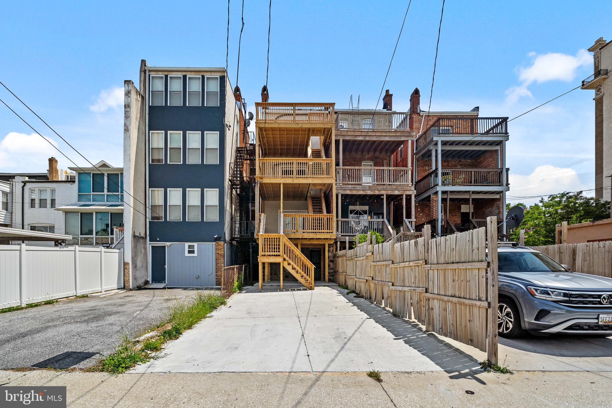 948 Brooks Lane Baltimore, MD 21217 - Photo 19 of 24 Rear View