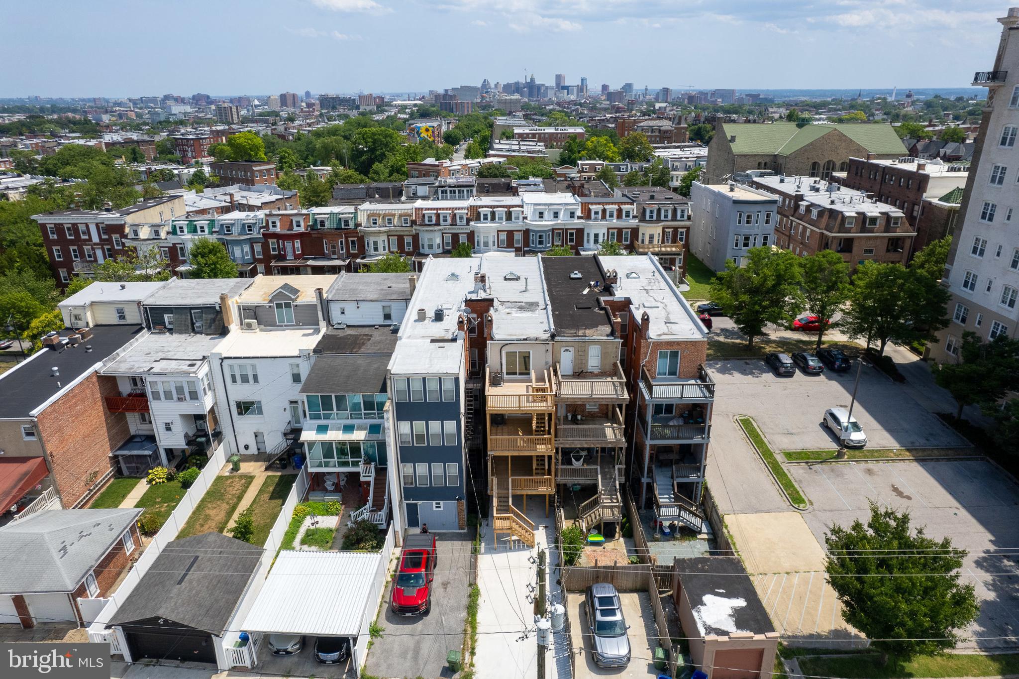 948 Brooks Lane Baltimore, MD 21217 - Photo 21 of 24 Aerial View