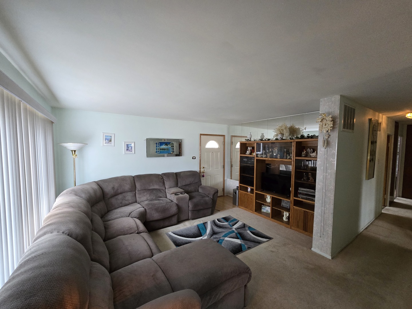 15251 Ridgeway Avenue Midlothian, IL 60445 - Photo 3 of 25