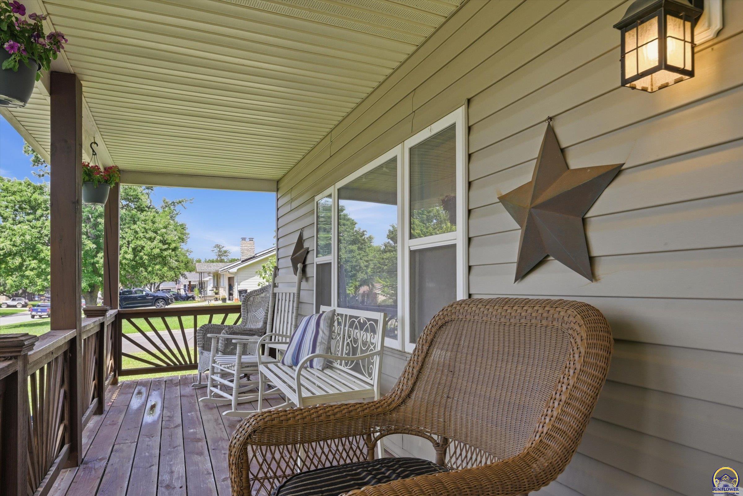 331 West 8th Street Alma, KS 66401 - Photo 2 of 24
