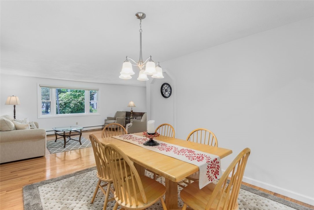 123 Hines Farm Road Cranston, RI 02921 - Photo 6 of 38