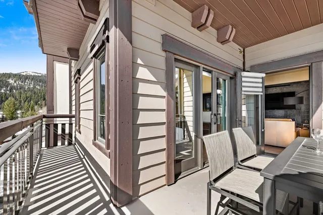 $973,000 | 780 Village Drive, Unit 412, Donnelly, ID 83615