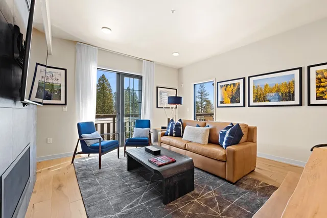 $973,000 | 780 Village Drive, Unit 412, Donnelly, ID 83615