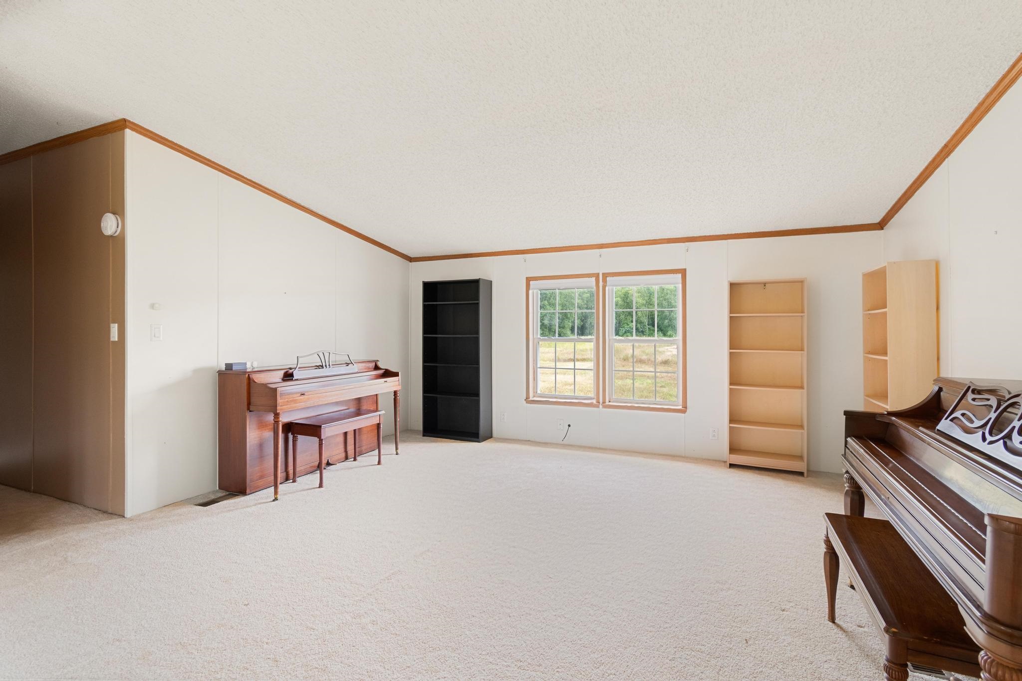 425 Mountain View Road Williston, VT 05495 - Photo 17 of 46 Gallery Image 17