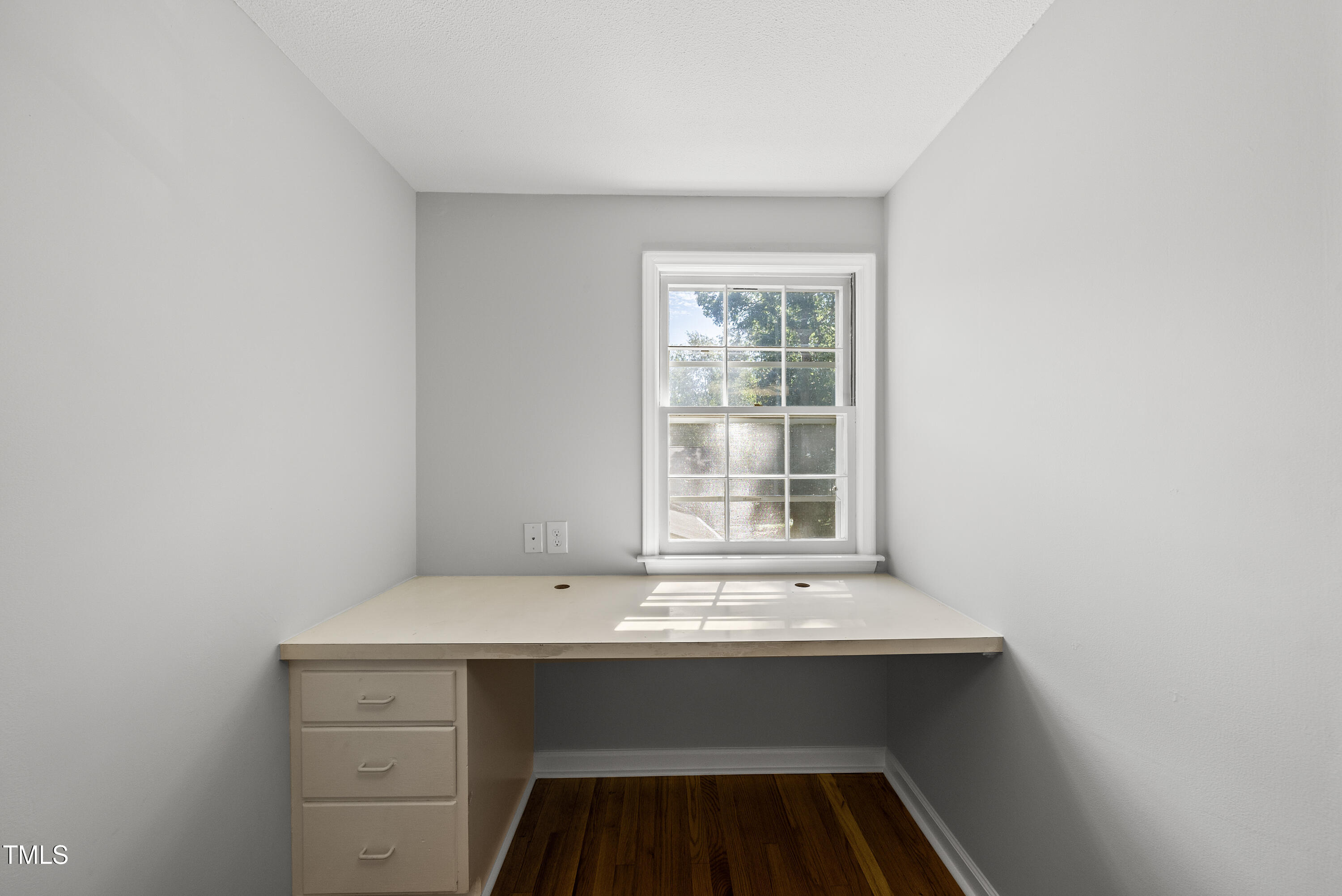 5500 North Hills Drive Raleigh, NC 27612 - Photo 34 of 48 DSC07899