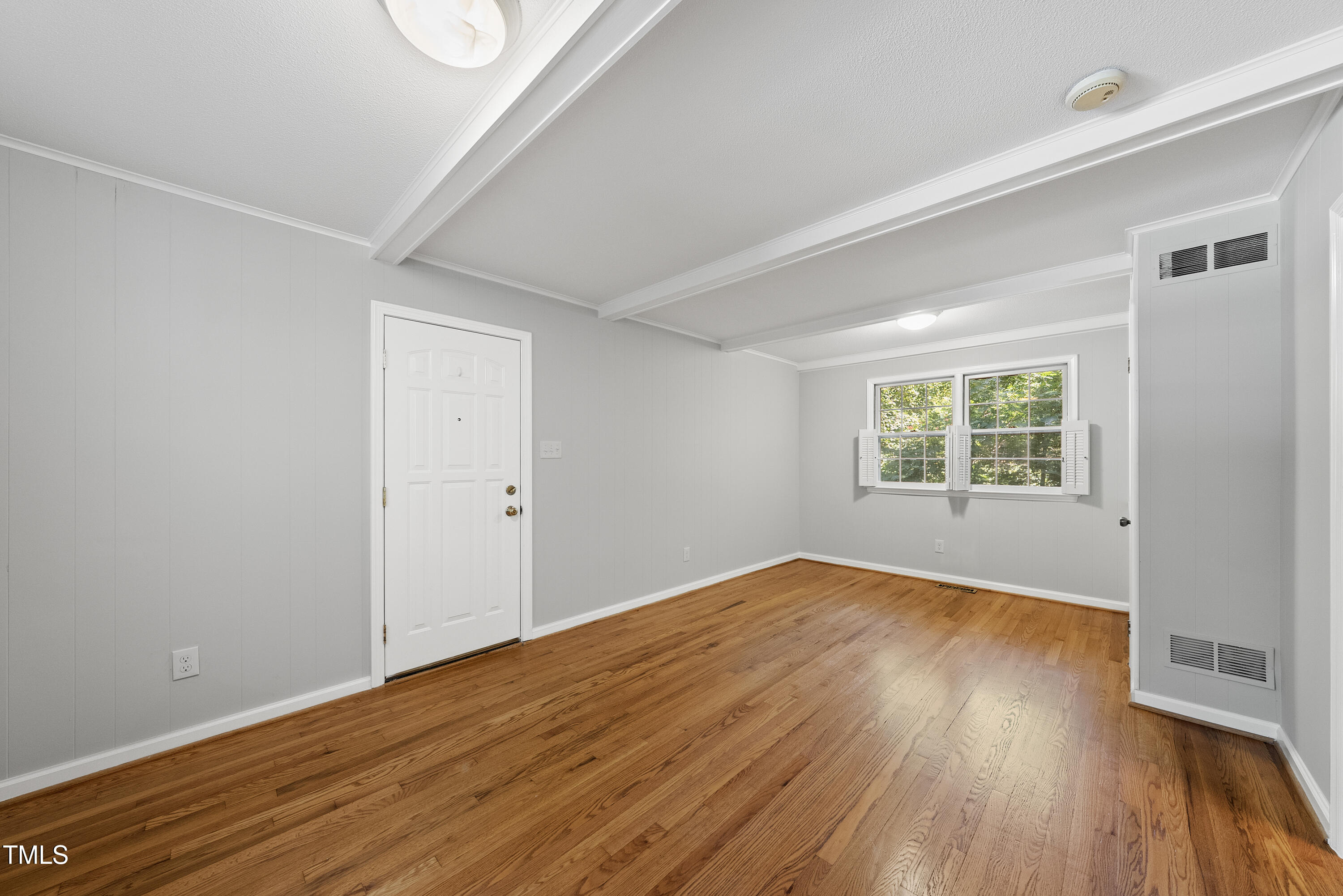 5500 North Hills Drive Raleigh, NC 27612 - Photo 8 of 48 DSC07806